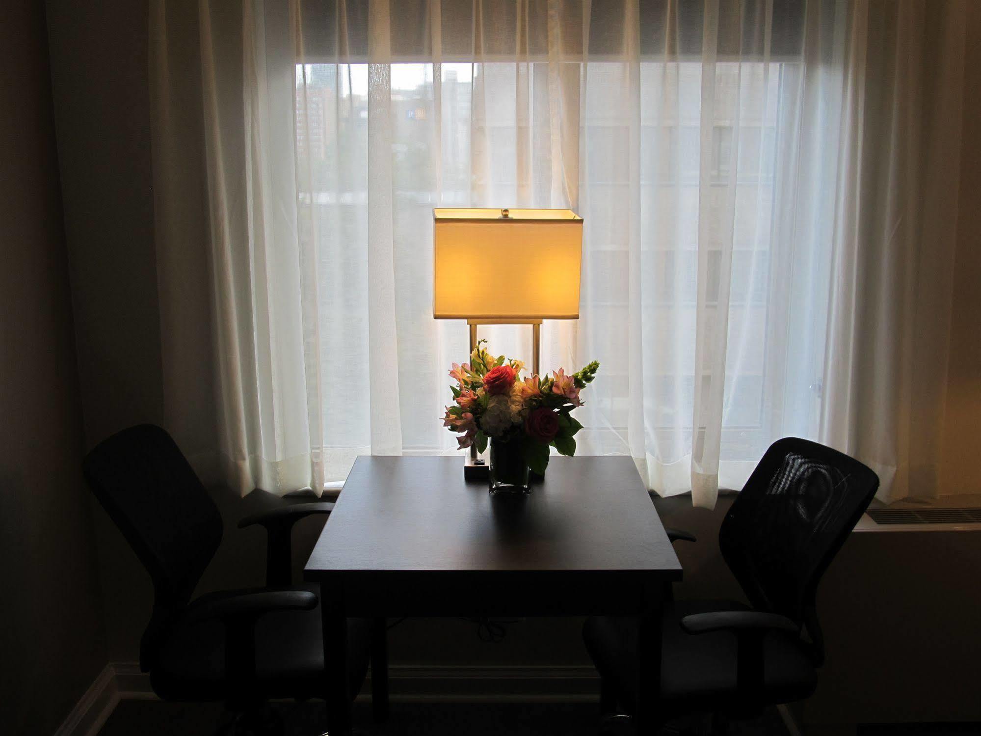 The Saint James Hotel, Ascend Hotel Collection Toronto Zewnętrze zdjęcie